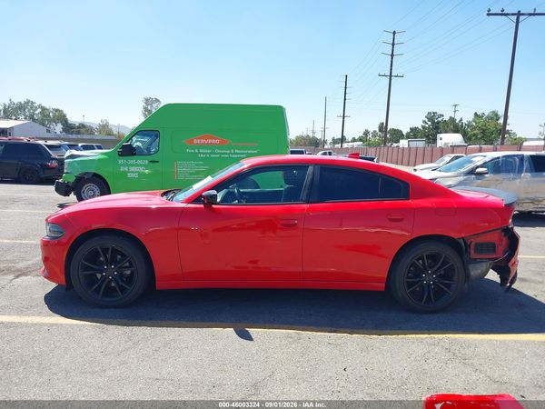 2016 DODGE CHARGER SXT — I117