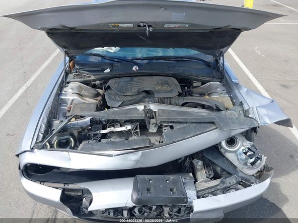 2016 DODGE CHALLENGER SXT — I10