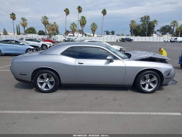2016 DODGE CHALLENGER SXT — I116