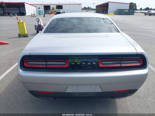 2016 DODGE CHALLENGER SXT — I119
