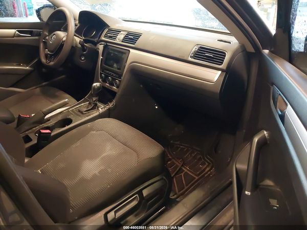2017 VOLKSWAGEN PASSAT 1.8T S — I5