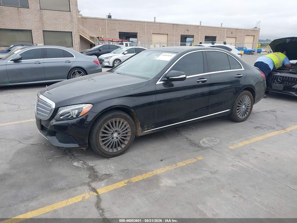 2015 MERCEDES-BENZ C 300 — I2
