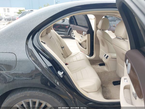 2015 MERCEDES-BENZ C 300 LUXURY 4MATIC — I8