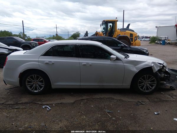 2015 CHRYSLER 300 LIMITED — I116