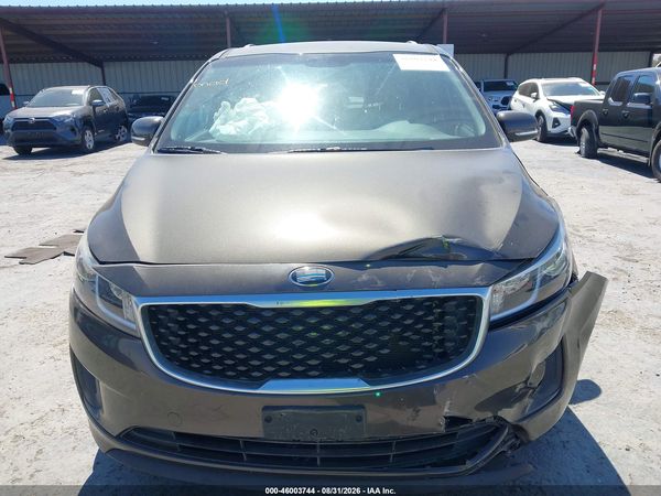 2016 KIA SEDONA LX