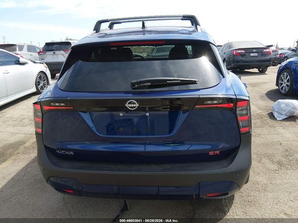 2026 NISSAN KICKS SR