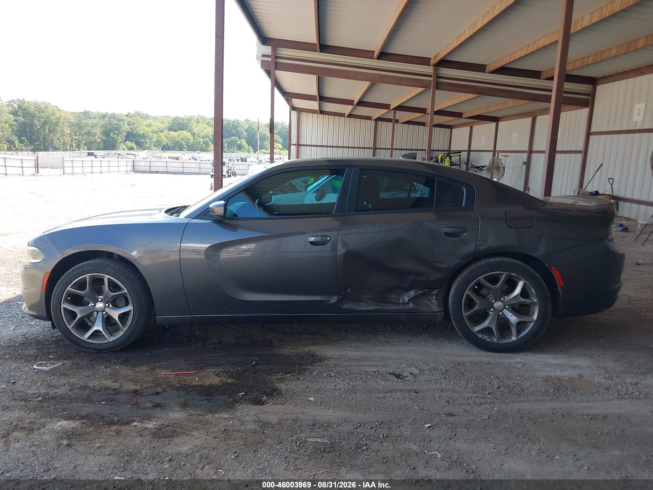 2016 DODGE CHARGER SXT