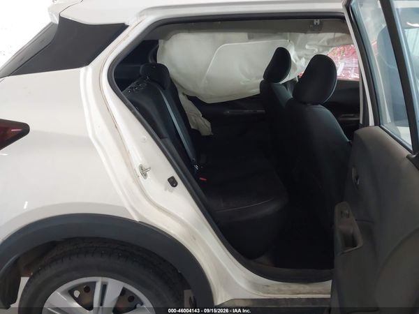 2022 NISSAN KICKS S XTRONIC CVT — I8