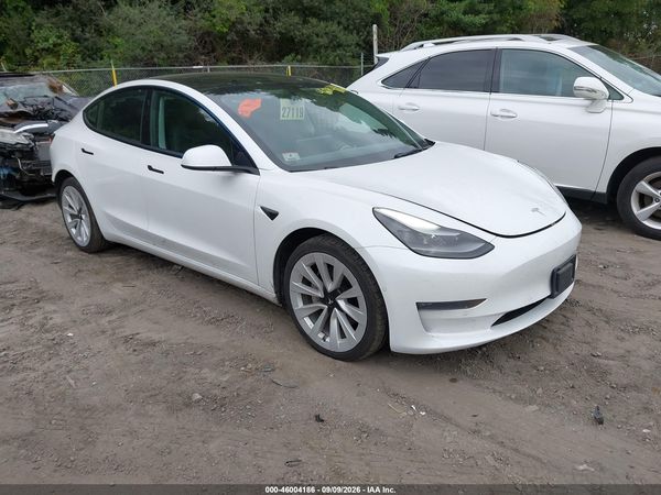 2022 TESLA MODEL 3 — I1
