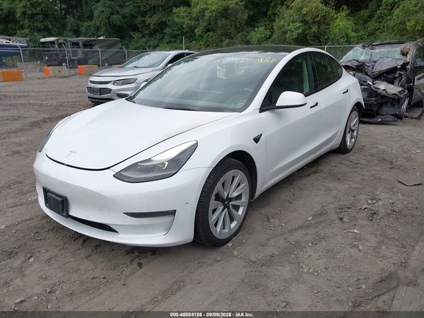 2022 TESLA MODEL 3 — I2