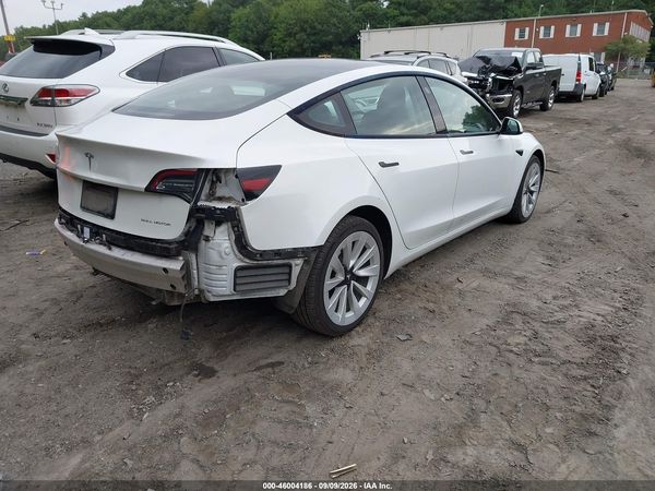 2022 TESLA MODEL 3 — I4