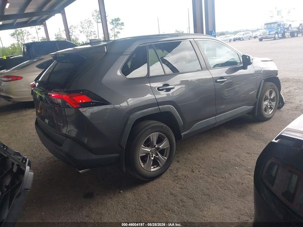 2024 TOYOTA RAV4 XLE — I4
