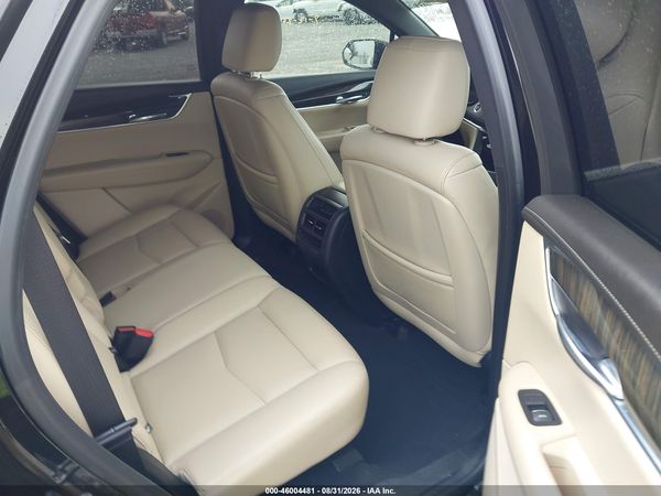 2018 CADILLAC XT5 STANDARD — I8