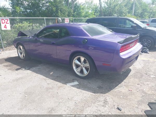 2013 DODGE CHALLENGER R/T CLASSIC — I3