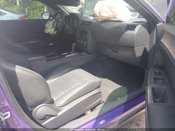 2013 DODGE CHALLENGER R/T CLASSIC — I5