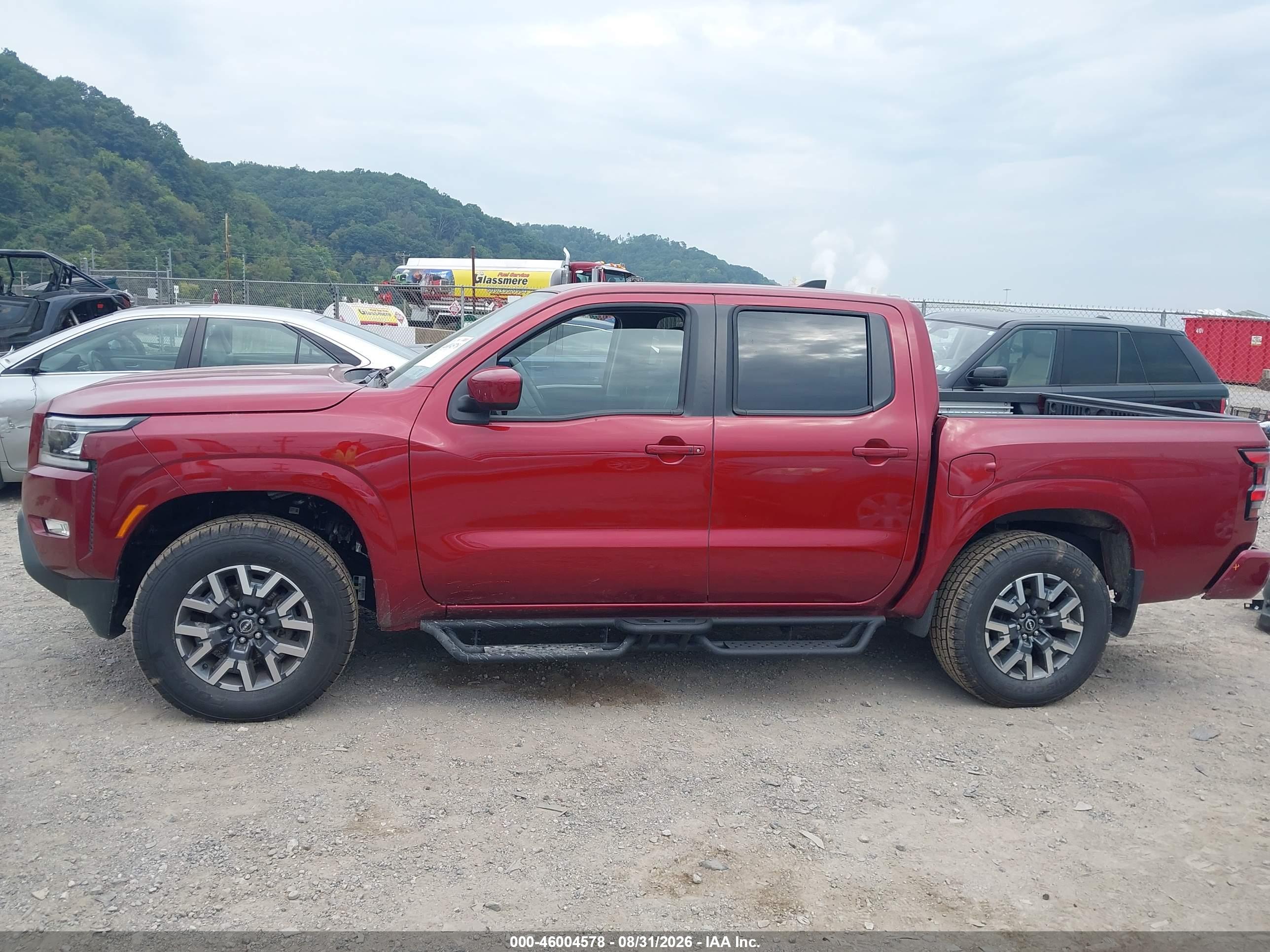 2024 NISSAN FRONTIER SL 4X4