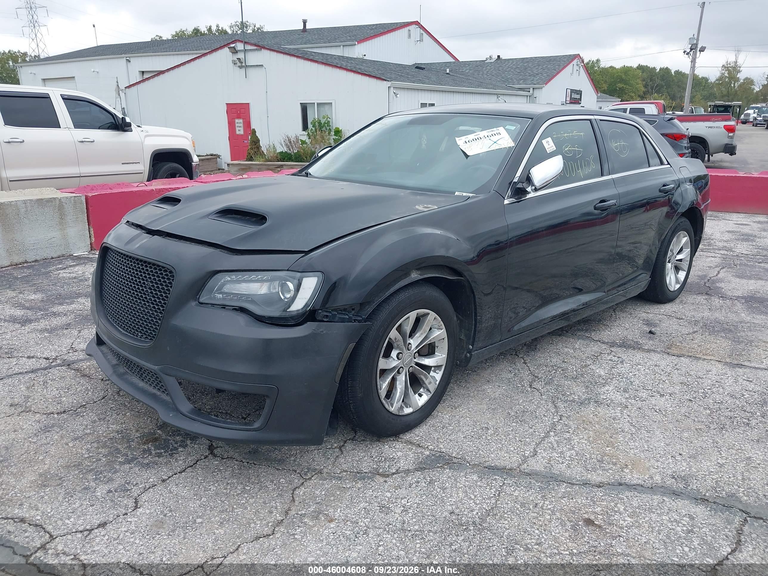 2012 CHRYSLER 300 LIMITED — I2
