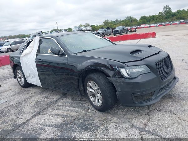 2012 CHRYSLER 300 LIMITED — I1