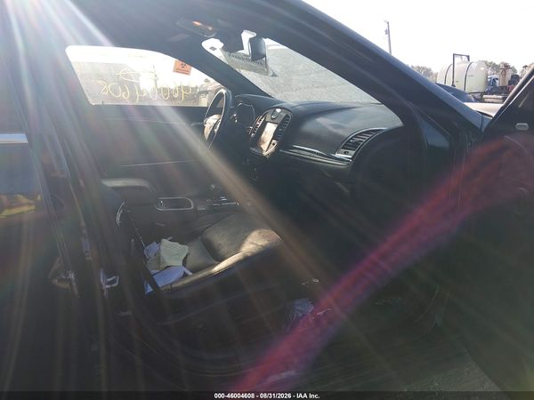 2012 CHRYSLER 300 LIMITED — I5