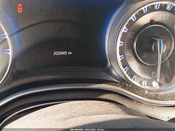 2012 CHRYSLER 300 LIMITED — I118