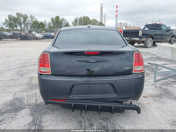2012 CHRYSLER 300 LIMITED — I119
