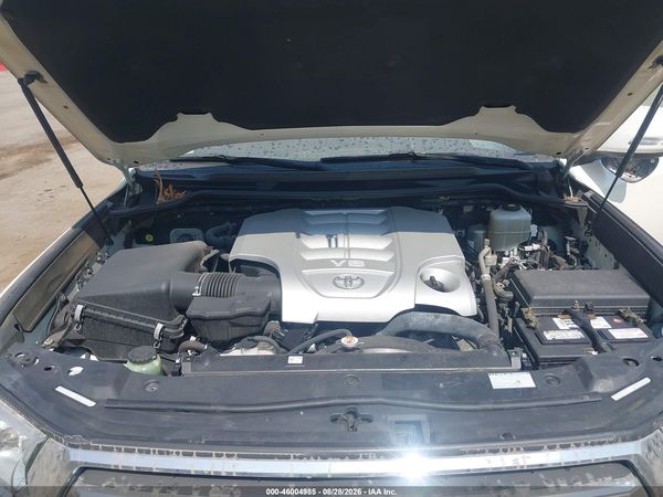 2019 TOYOTA LAND CRUISER V8