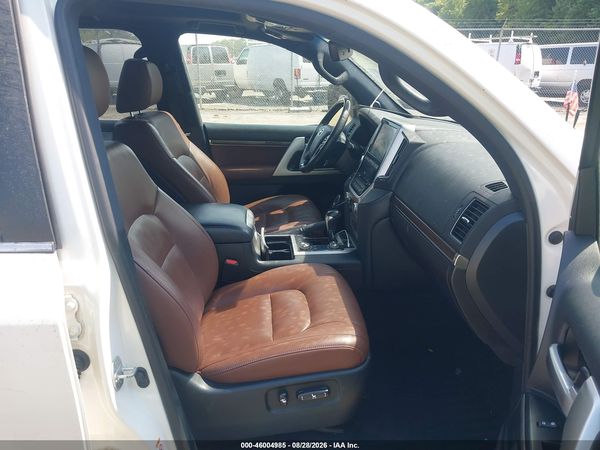 2019 TOYOTA LAND CRUISER V8
