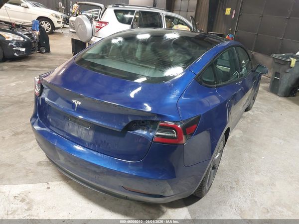 2022 TESLA MODEL 3 REAR-WHEEL DRIVE — I4