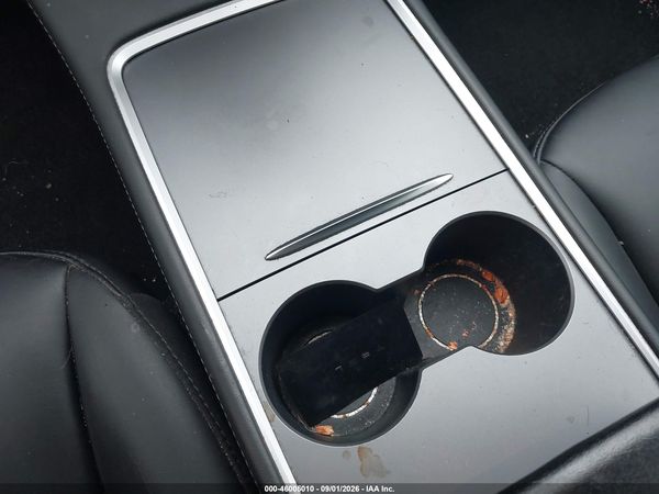 2022 TESLA MODEL 3 REAR-WHEEL DRIVE — I11