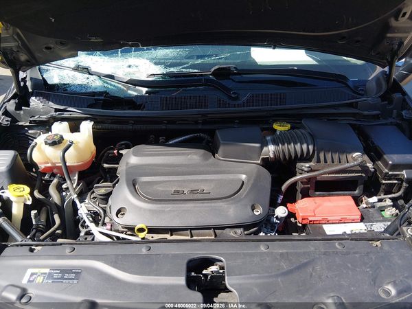 2020 CHRYSLER VOYAGER LX