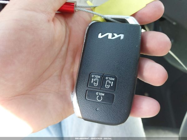 2023 KIA CARNIVAL MPV LX SEAT PACKAGE — I11