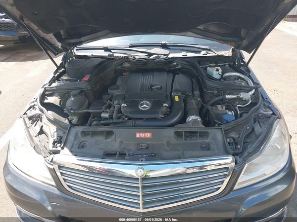 2014 MERCEDES-BENZ C 250 LUXURY — I10