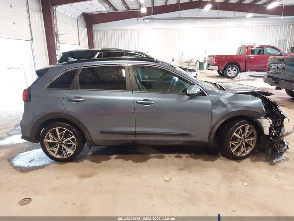 2022 KIA NIRO TOURING SE