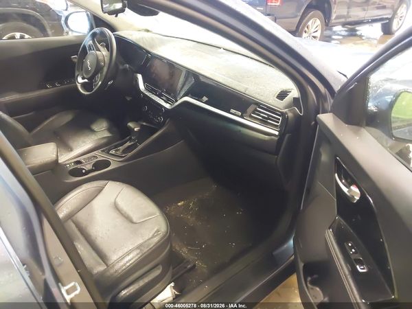 2022 KIA NIRO TOURING SE
