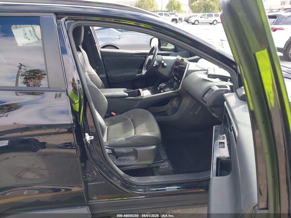 2024 TOYOTA BZ4X XLE — I5