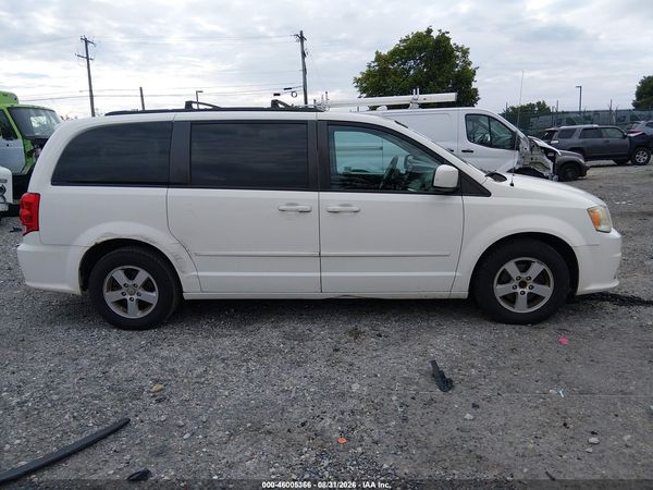 2013 DODGE GRAND CARAVAN SXT