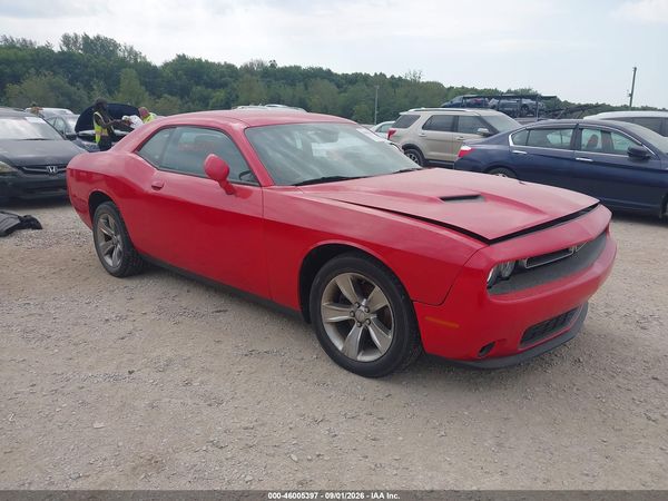 2016 DODGE CHALLENGER SXT