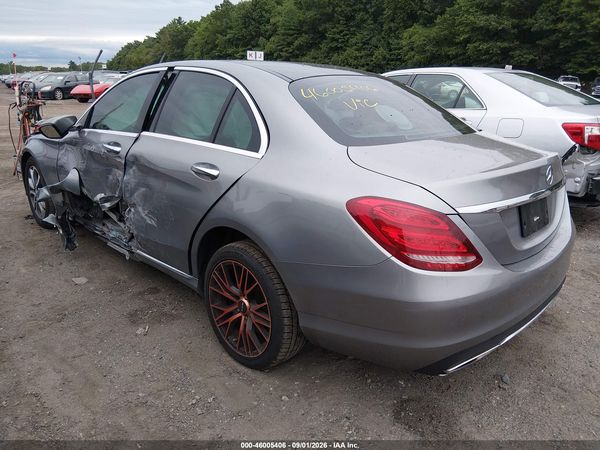 2015 MERCEDES-BENZ C 300 4MATIC — I3