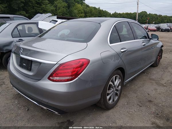 2015 MERCEDES-BENZ C 300 4MATIC — I4