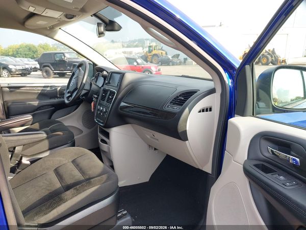2019 DODGE GRAND CARAVAN SE