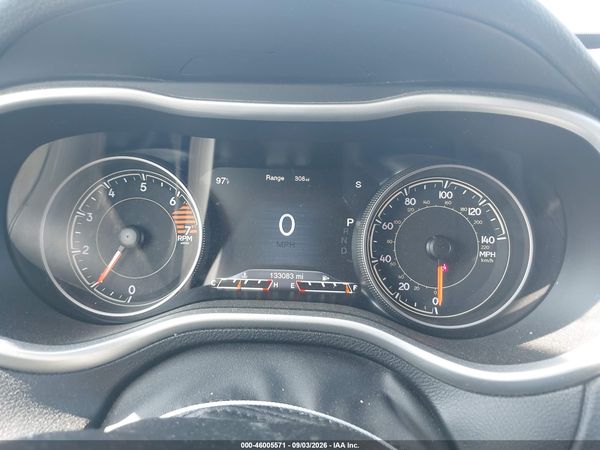 2017 JEEP CHEROKEE TRAILHAWK 4X4 — I7