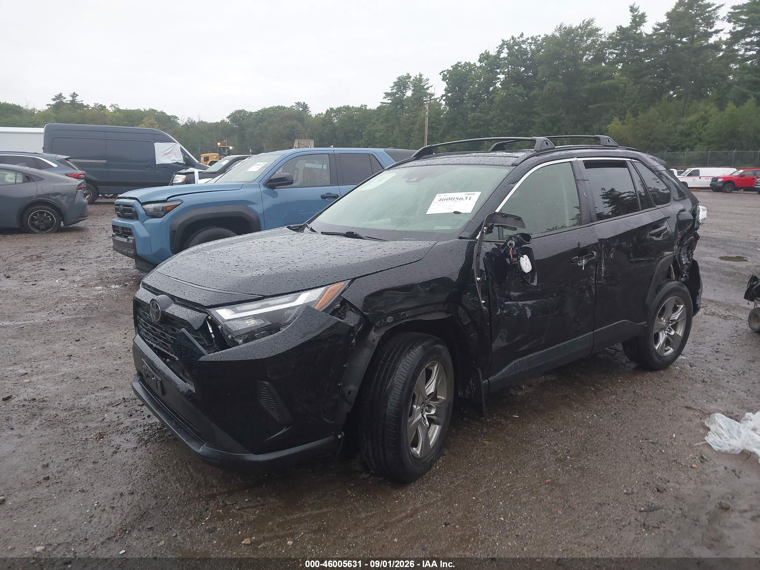 2023 TOYOTA RAV4 XLE — I2