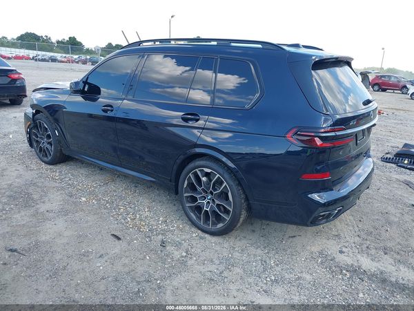 2026 BMW X7 M60I — I3