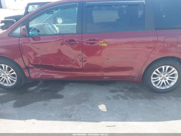 2013 TOYOTA SIENNA XLE V6 8 PASSENGER — I6
