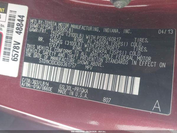 2013 TOYOTA SIENNA XLE V6 8 PASSENGER — I9