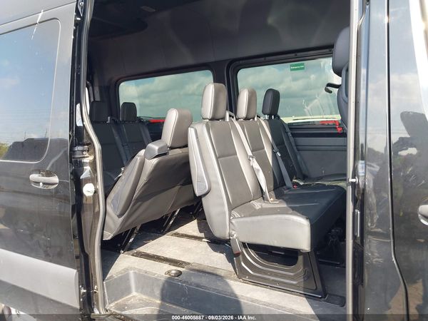 2022 MERCEDES-BENZ SPRINTER 2500 STANDARD ROOF V6 — I8