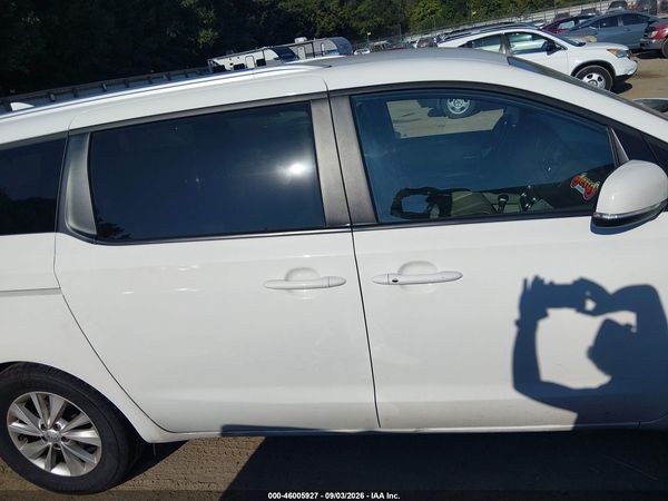 2017 KIA SEDONA LX — I116