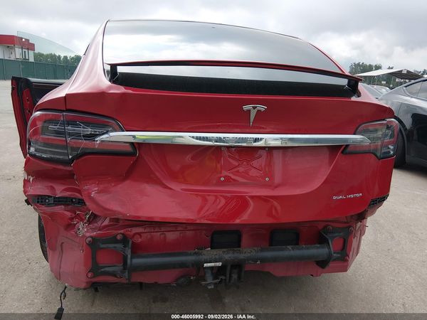 2020 TESLA MODEL X — I6