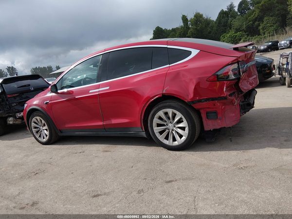 2020 TESLA MODEL X — I117