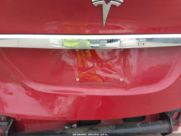 2020 TESLA MODEL X — I154